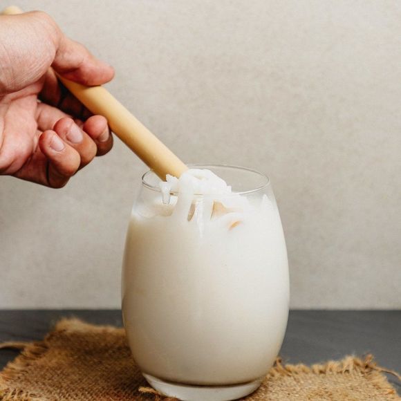 Carved Coconut bowls, Spoons And Straw Set - Picture 5 of 5